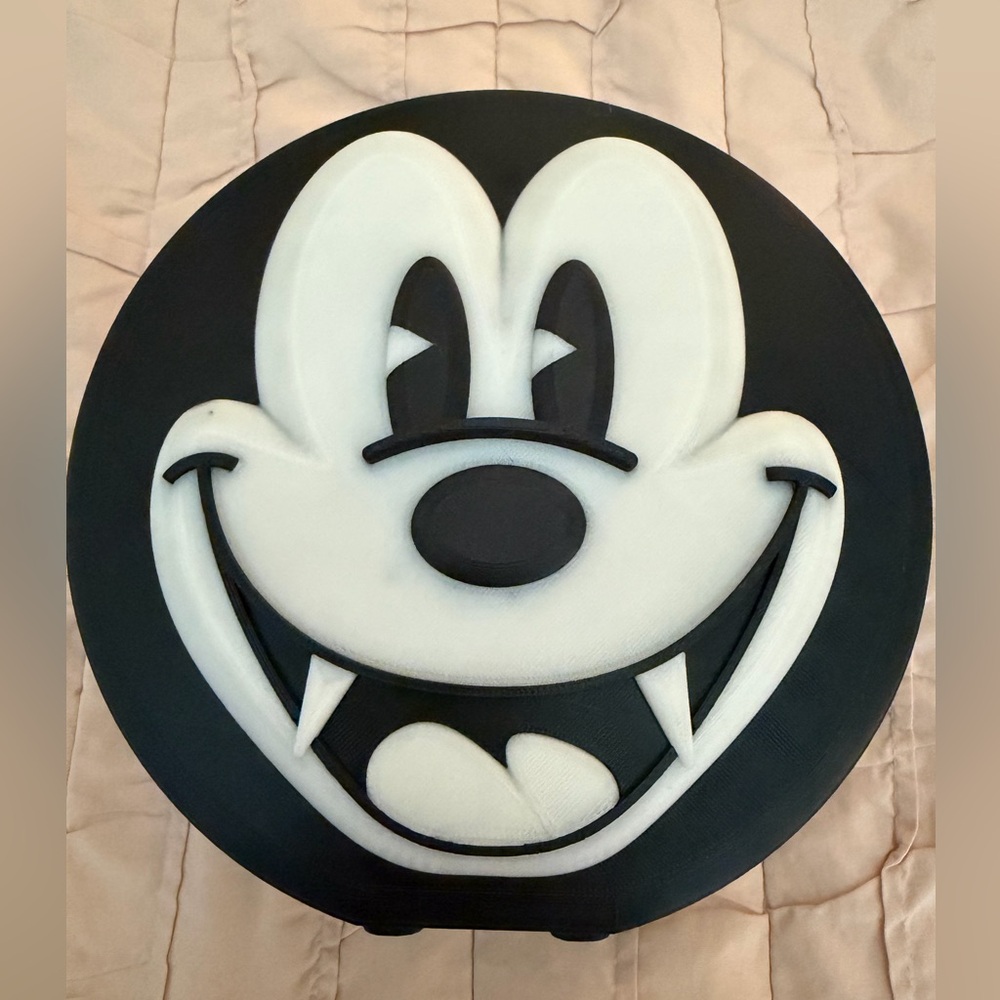 Factory 55 - VAMPIRE MICKEY MOUSE Purse + Interchangeable Ears (Glow in Dark) - Picture 9 of 9